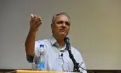 زیدآبادی: نیروهای تندرو حامی حکومت، شجاعت هر نوع ابتکار دیپلماتیک را گرفته‌اند/ فقط بر طبل جنگی می‌کوبند و هیچ ارزیابی واقع‌بینانه‌ای از نتایج آن ندارند/ اسرائیل عملا در حال خالی کردن جنوب لبنان از جمعیت شیعه آن و نابودی روستاها و شهرهای آن ناحیه است