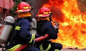 آتش‌سوزی چرخ‌ و فلک شهربازی در محمودآباد/ ویدئو