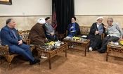 خاتمی و ابطحی به دیدار شیخ حسین انصاریان رفتند/ عکس