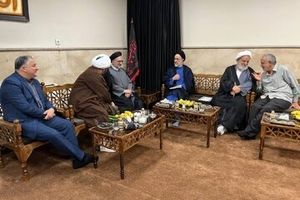 خاتمی و ابطحی به دیدار شیخ حسین انصاریان رفتند/ عکس