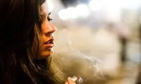 چرا ترک سیگار برای زنان سخت تر از مردان است؟