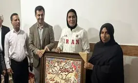 دیدار دبیرکل حزب نگاه نو و قهرمان ارزنده ووشو با مردم استان هرمزگان