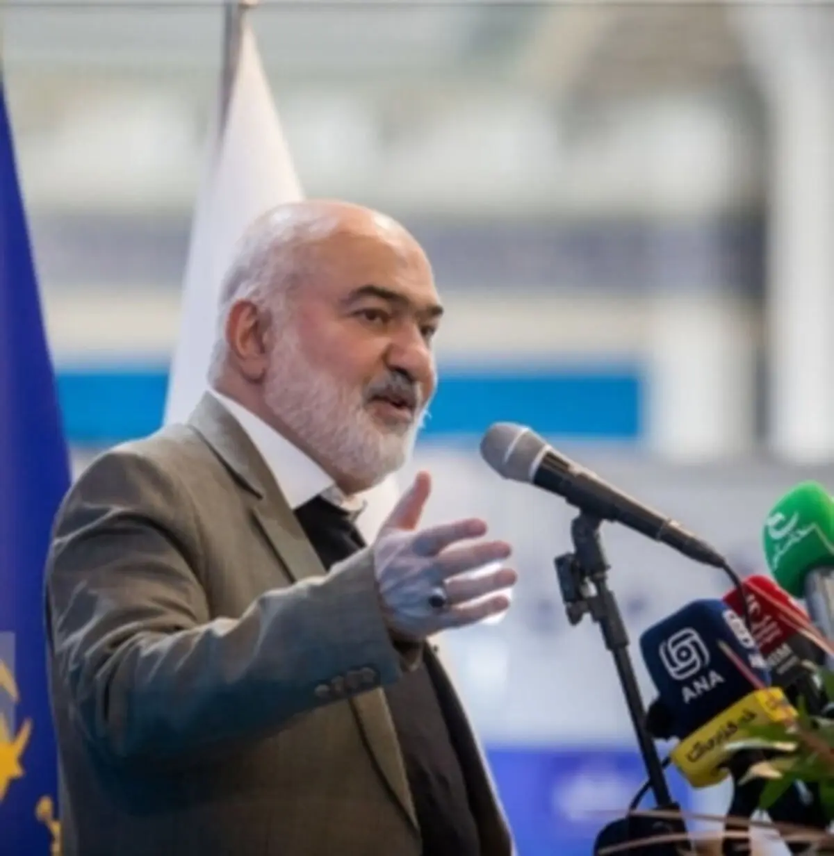 استاندار خوزستان: اصحاب رسانه در «جنگ سوم تحمیلی» جبهه‌ای جداگانه گشودند/ نقش رسانه در کنار مردم و نیروهای مسلح کم‌نظیر بود