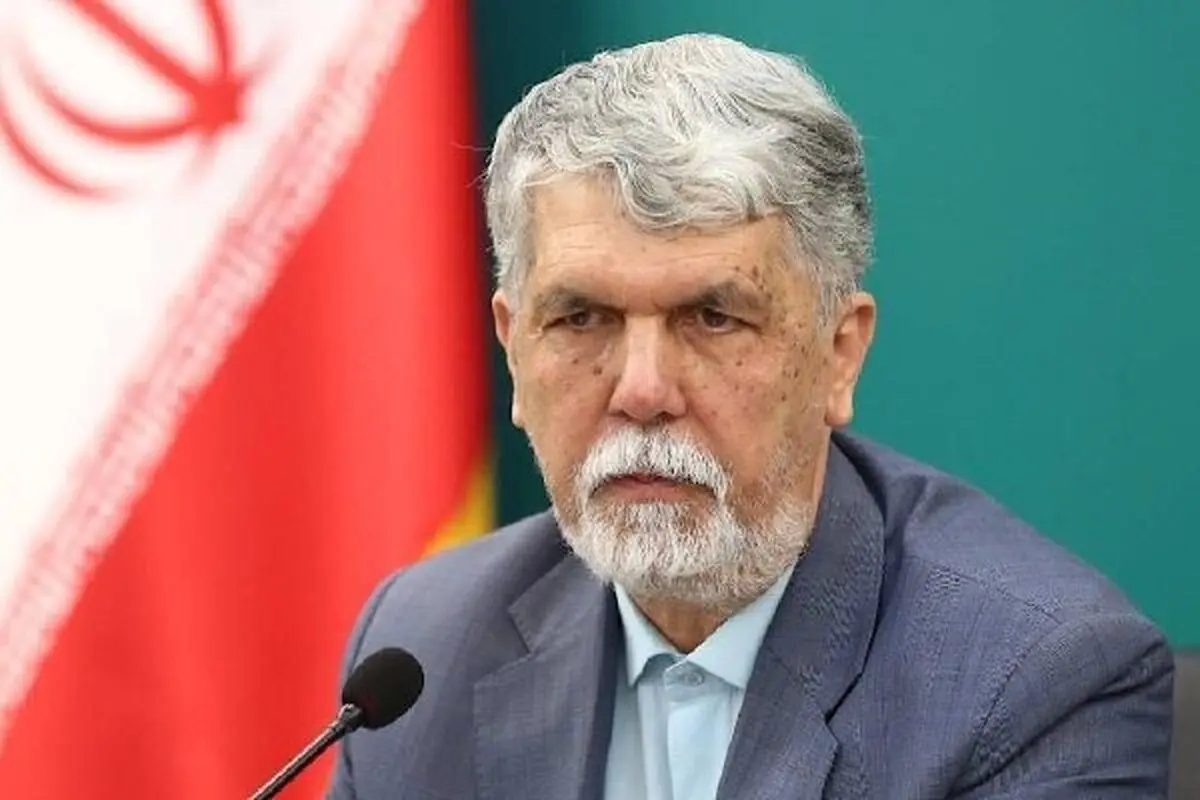 وزیر فرهنگ خواستار استمرار ملی‌ گرایی و میهن‌ دوستی شد/ همه علاقه‌مندان ایران، جذب حداکثری شوند/ روزهای سخت تمام نشده، در شیوه اداره رسانه ملی بازنگری شود