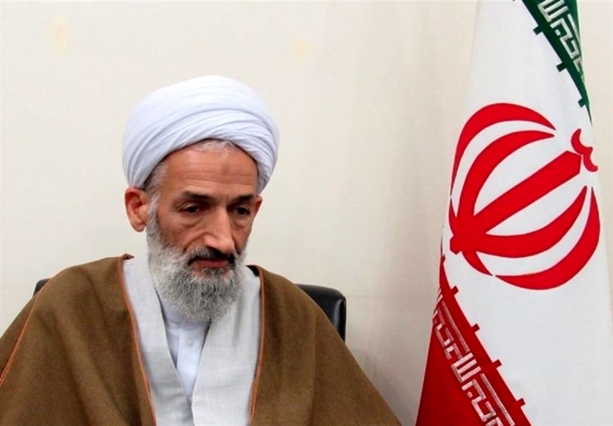 امام جمعه ساری خواستار بستن فروشگاههای حیوانات خانگی شد/ در کنار حجاب و عفاف، باید به گرانیها نیز توجه کرد
