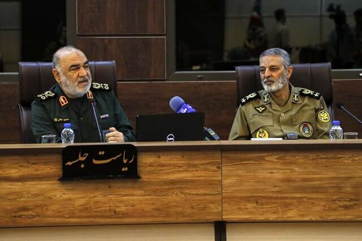 سرلشکر سلامی: ارتش و سپاه در جایگاهی هستند که میتوانند برای همدیگر فدا شوند