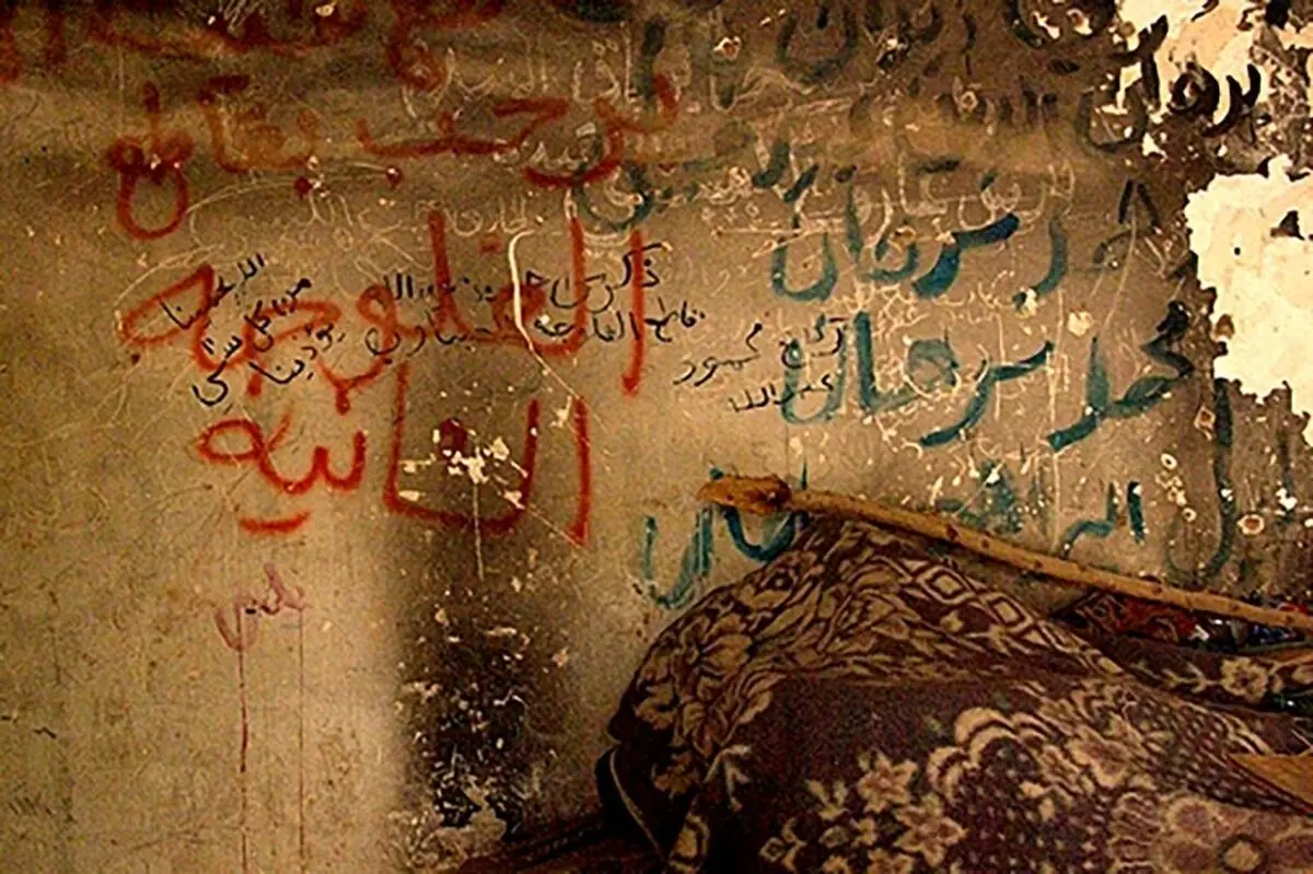 تصاویر خیابانی در خرمشهر که از جنگ تحمیلی تاکنون دست‌نخورده باقی مانده است