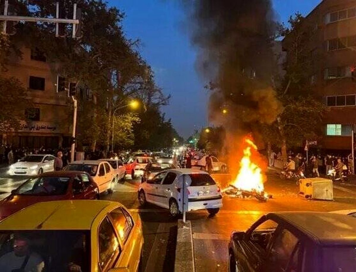 علت مدارا کردن سپاه در اغتشاشات/ جنگ مسلح در تهران را سالها قبل تجربه کردهایم، قصد ما زدن سر فتنه است