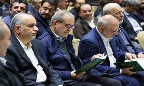 حضور پزشکیان در مراسم ختم خانواده سقاب اصفهانی
