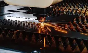 برش لیزری چیست؟ کاربرد های برش لیزری در صنایع مختلف