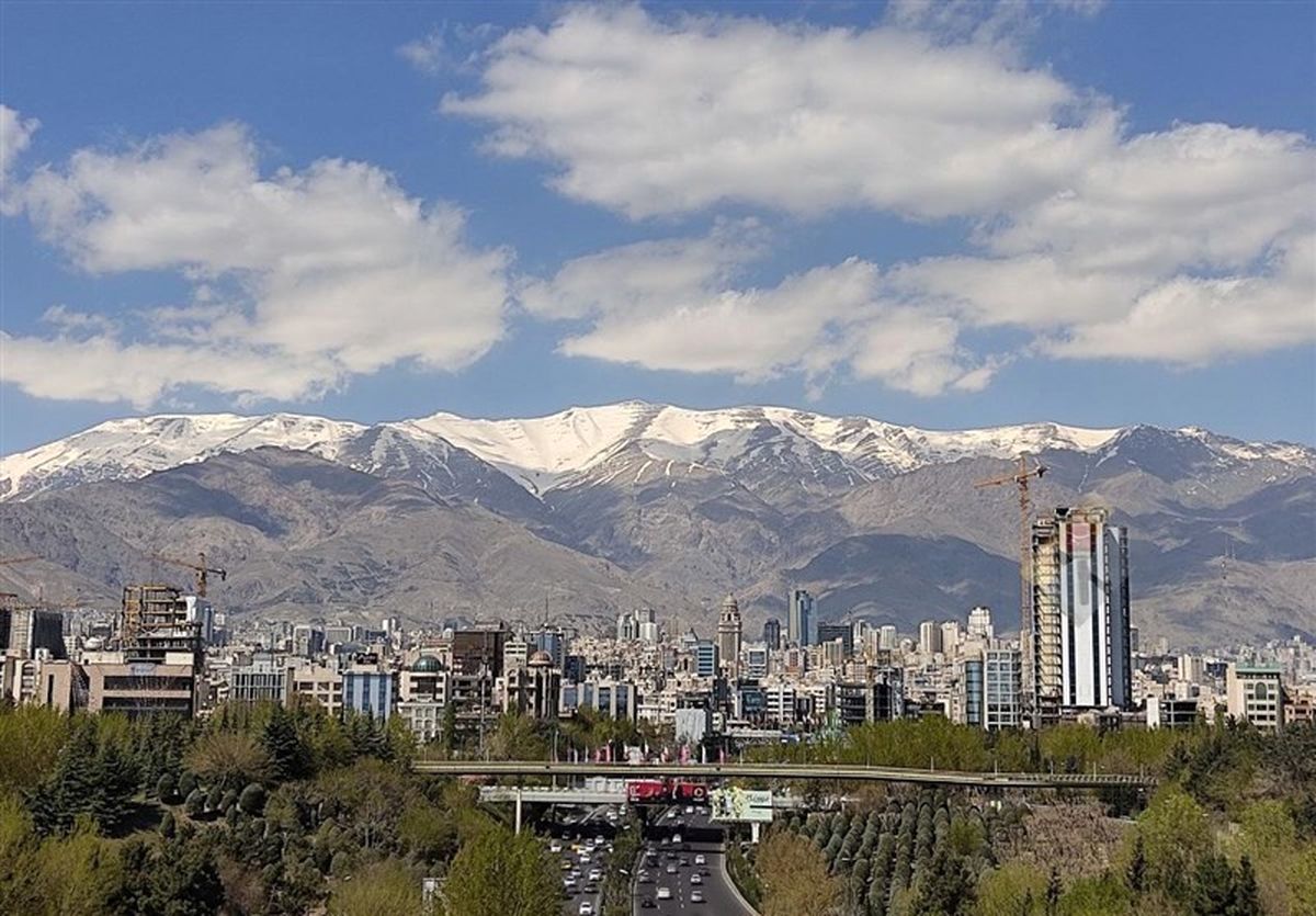 آگهی های مسکن عجیب شد/ معاوضه پشت بام با پراید