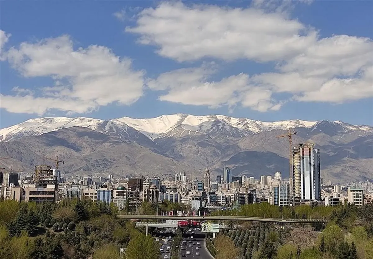 آگهی های مسکن عجیب شد/ معاوضه پشت بام با پراید
