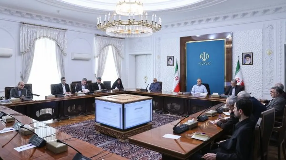 پزشکیان: تغییر افراد لزوما راهکار موثری برای رفع مشکلات نیست

