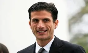 نوه کندی نامزد کنگره شد 