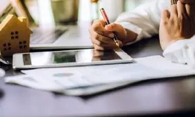 چند معیار مهم برای انتخاب وکیل آنلاین