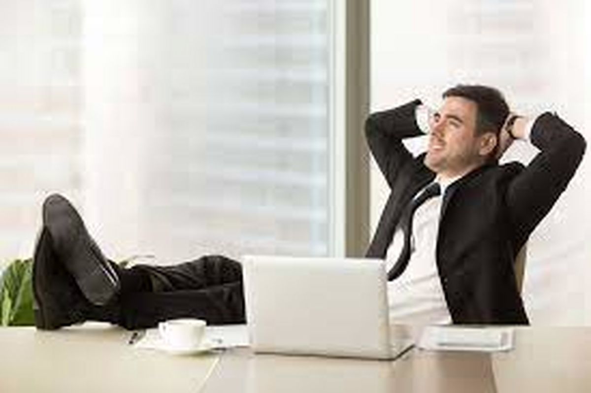چند ساعت از وقت خود را صرف «هیچ کاری» میکنید؟