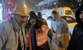 باران شدید باعث آبگرفتگی ۱۰۰ خانه در انزلی شد