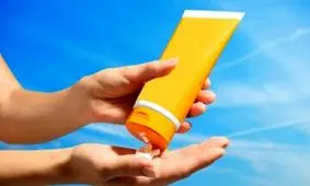چطور استفاده بیش از حد از کرم‌های ضدآفتاب برای این زن دردسرساز شد