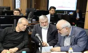 پزشکیان در وزارت نیرو: تمامی اجزای توسعه در کشور باید منوط به تمهید تامین آب باشد/ در تهران ملاحظه ظرفیت تامین آب و توان آب زیرزمینی این شهر را نداشته‌ایم