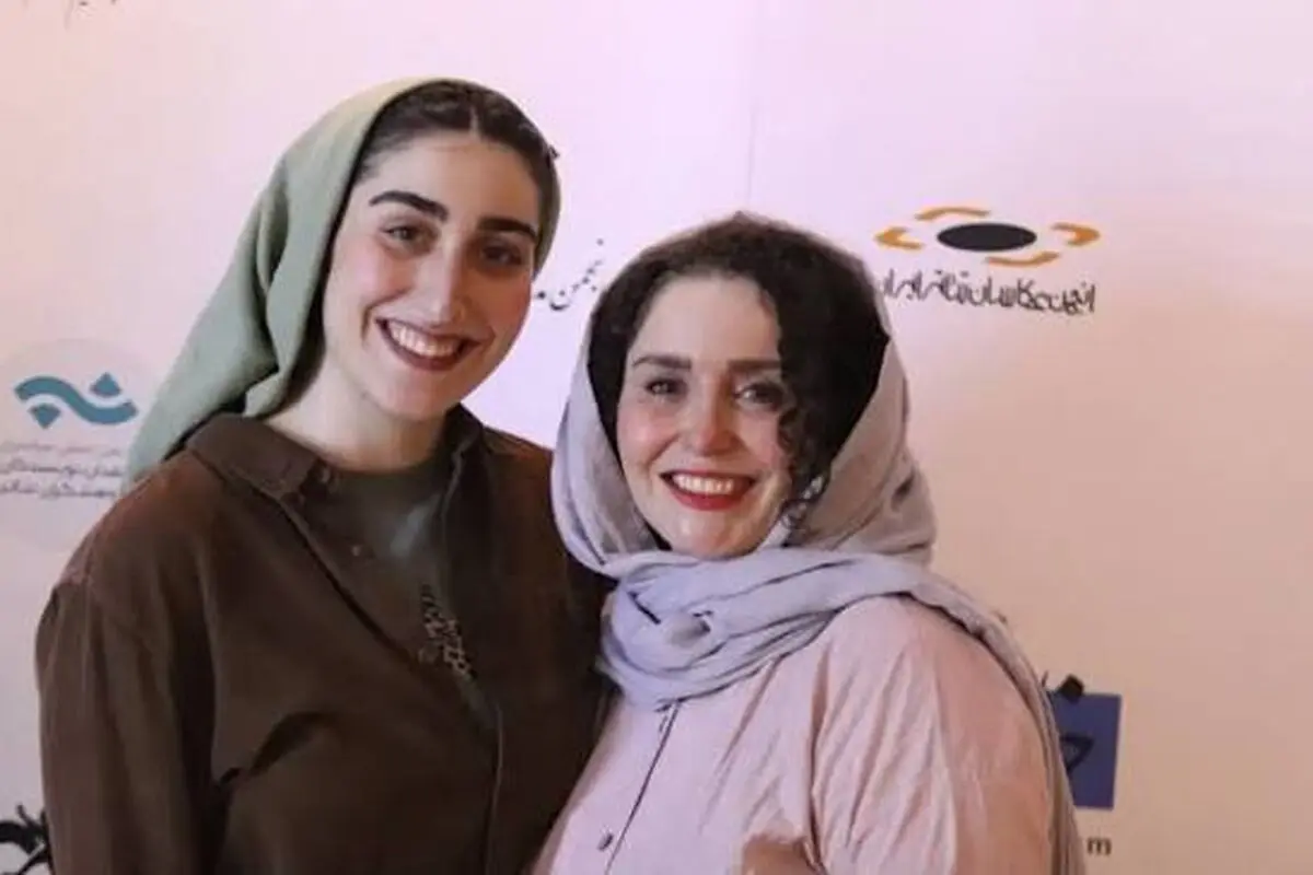 قابی از ژاله صامتی و دخترش/ عکس