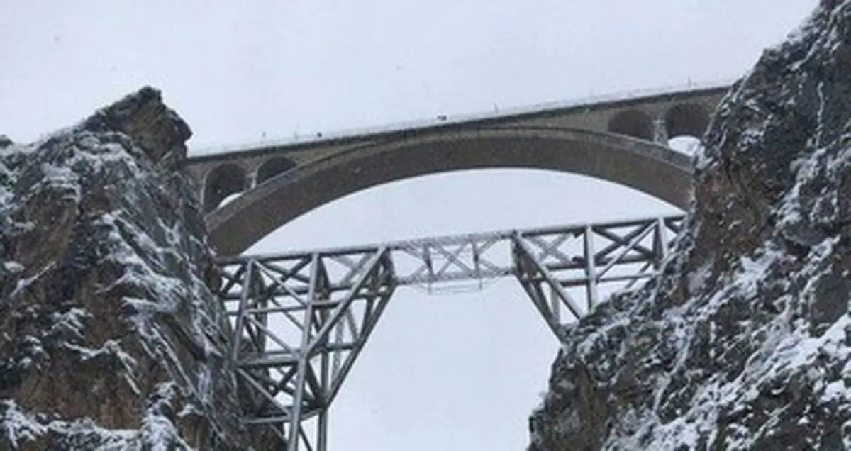 نمایی دیدنی از پل ورسک در عکسی تاریخی