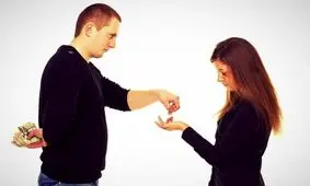 دلیل پول خرج نکردن شوهر برای زن