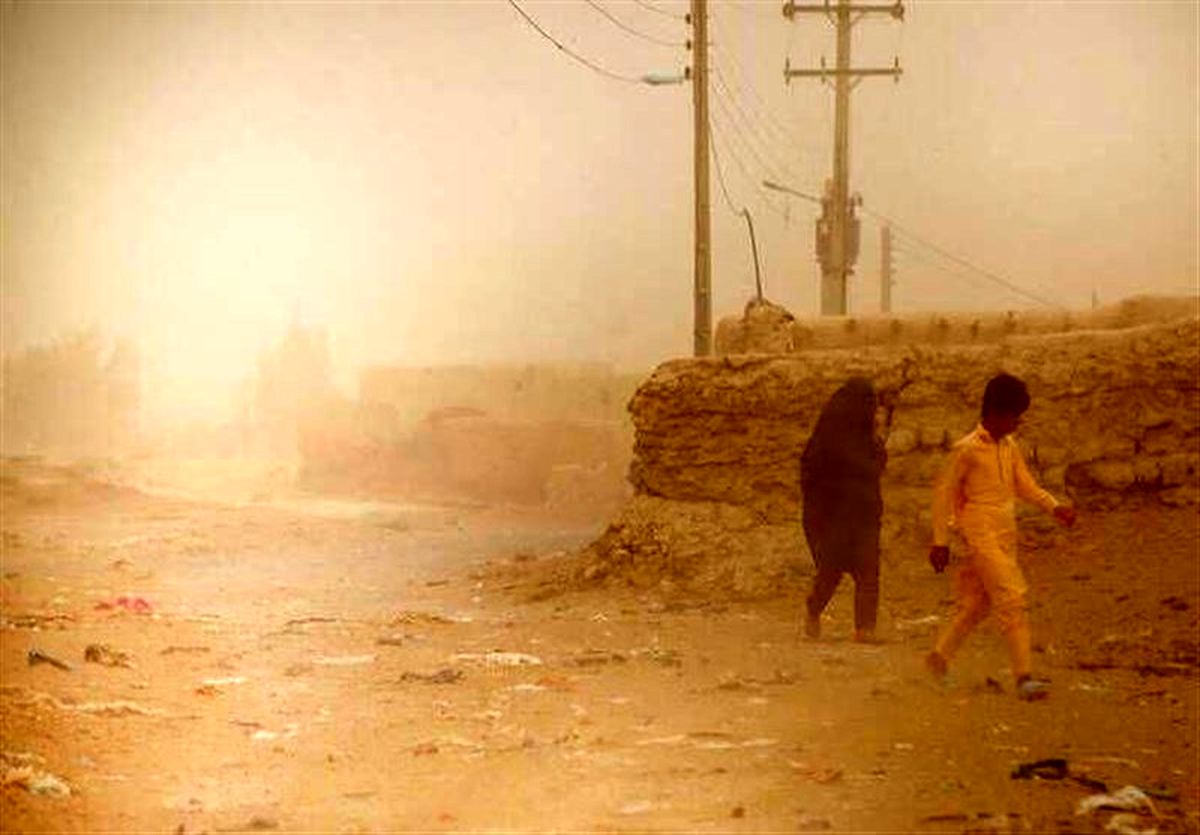عبور سرعت طوفان گردوخاک سیستان از ۱۰۰ کیلومتر/ ۷۰۹ نفر راهی بیمارستان شدند