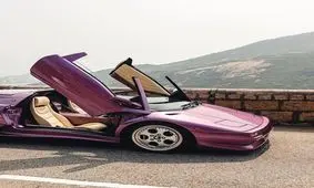 لامبورگینی دیابلو وی‌تی رودستر ؛ شیطان ایتالیائی بنفش/ عکس