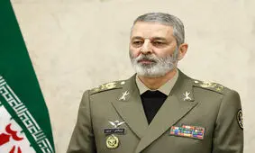 عکسی از جوانی های شهید سرلشکر موسوی در کنار رهبر شهید انقلاب