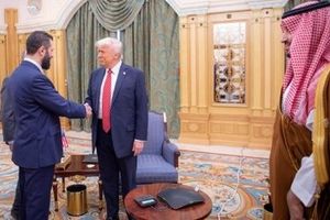 ترامپ بدون اطلاع اسرائیل با جولانی دیدار کرد