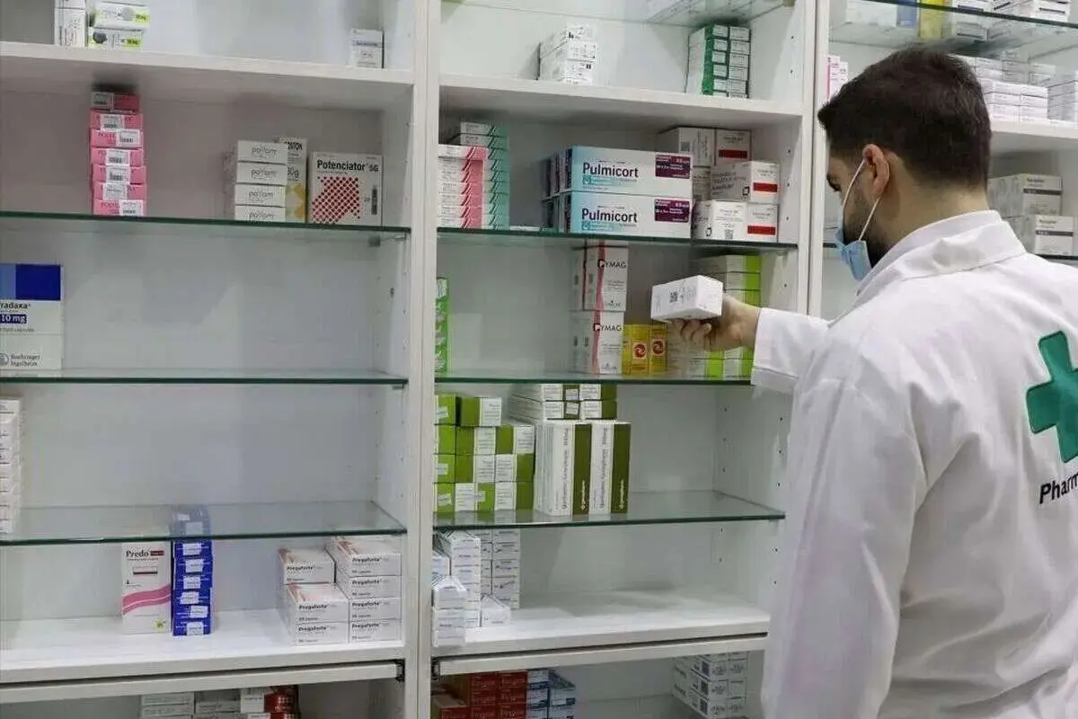 بحران در زنجیره تامین دارو  از گرانی و تاخیر بیمه‌ها تا اختلال در حمل‌ونقل مواد اولیه