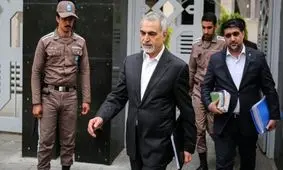 حسین فریدون در زندان اوین دوران محکومیت خود را سپری می‌کند/  مجازات ضبط مال ۳۱ میلیارد تومانی فریدون بر اساس حکم دادگاه انجام شد/ پرداخت نیمی از جزای نقدی ۳۱ میلیارد تومانی فریدون