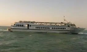 کشتی غول پیکر ترکیه به بیمارستان برای زلزله‌زده‌ها تبدیل شد/ ویدئو