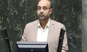 کنایه نماینده مجلس به خودروسازان: مردم با زاویه مناسب تصادف کنند تا ایربگ ها باز شوند!