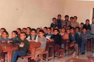 وزیر آموزش و پرورش وقت: سال آینده مدرسه ملی نخواهیم داشت/ هیچ دانش آموز ایرانی نباید در مدرسه بین المللی تحصیل کند/ عکس