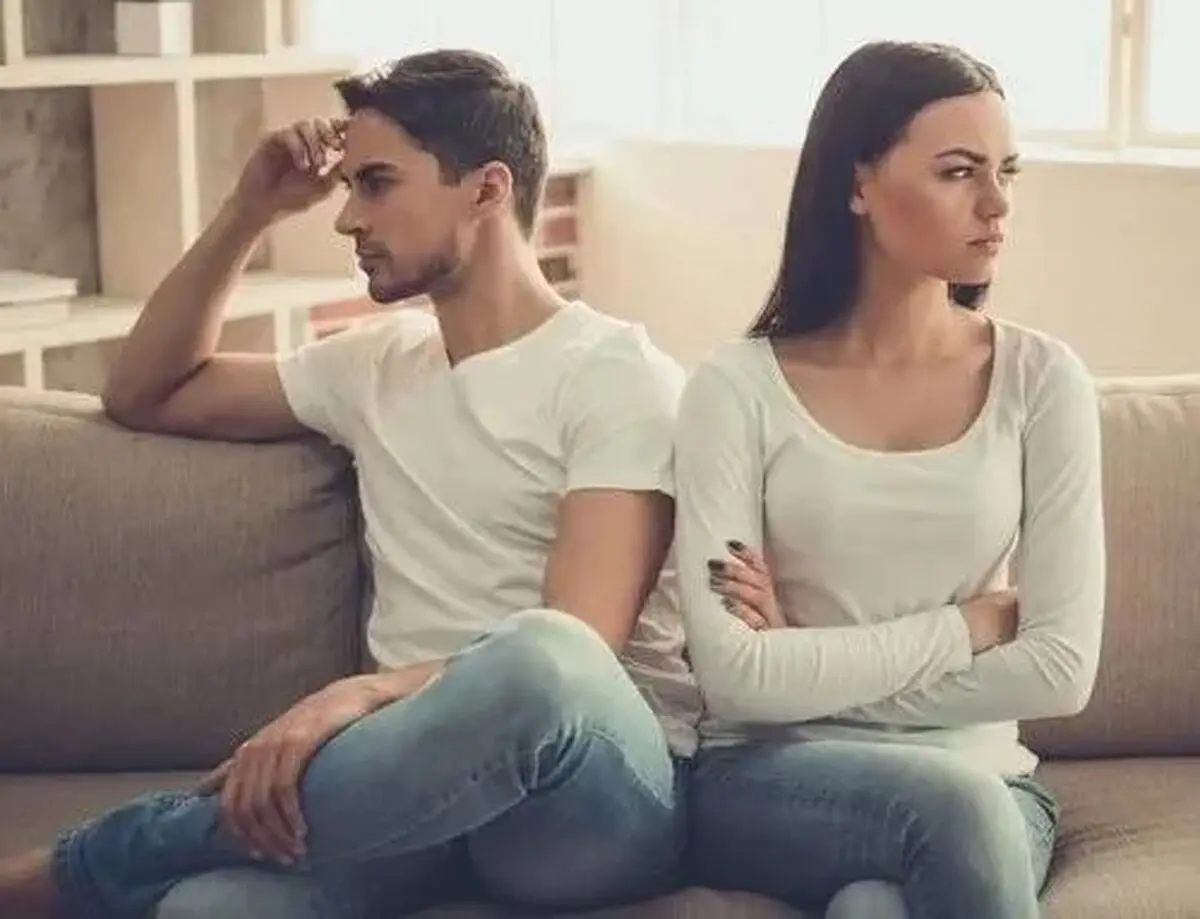 این 7 عادت به ظاهر پیش پا افتاده، راه به طلاق می برند