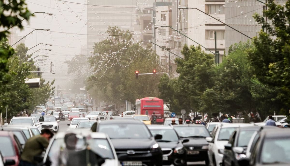  هموطنان از تردد غیرضروری در فضای باز هنگام گرد و غبار خودداری کنند 