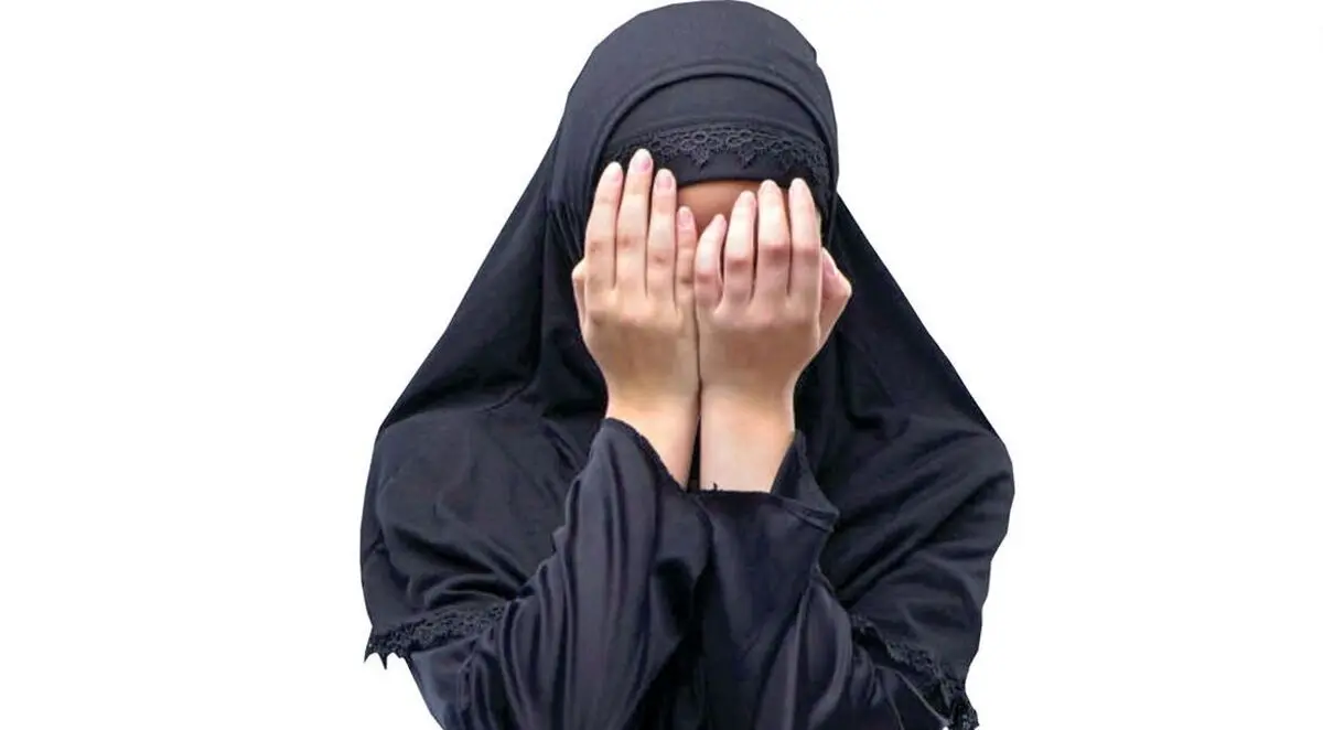حمله عجیب دختر ۱۵ ساله به مادرش 
