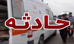 واژگونی تریلی حمل شیر در محور قم به گرمسار، به جان‌باختن دو نفر انجامید