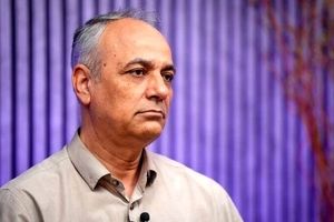 زیدآبادی: پزشکیان به مردم توضیح دهد دقیقاً برنامهاش چیست؟/ او ناگزیر شده نقش جلیلی را بازی کند!