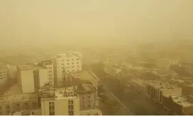 گرد و خاک شدید، مشهد را فراگرفت/ ویدئو