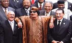 زیدآبادی خطاب به لیلاز: لیبی به دلیل تحویل تجهیزات غنی سازی اش به آمریکا سقوط نکرد/ قذافی به خلاف همتایان خود در تونس و مصر، حاضر به هیچ سازشی در مقابل خیزش عمومی در بهار عربی نشد/ تهدید قذافی علیه جمعیت شورشی باعث تصمیم اوباما به بمباران محدود لیبی شد