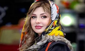 نیوشا ضیغمی و دخترش لنا در پنجمین سالگرد فوت پدرش 