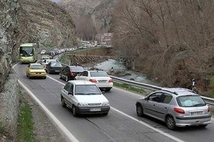 ترافیک خودرو در محور‌های منتهی به مازندران سنگین است
