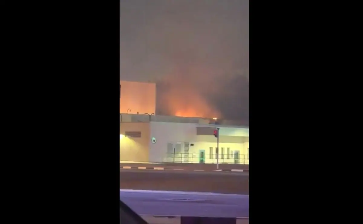 کنسولگری آمریکا در دبی پس از هدف قرار گرفتن در آتش می‌سوزد | فیلم