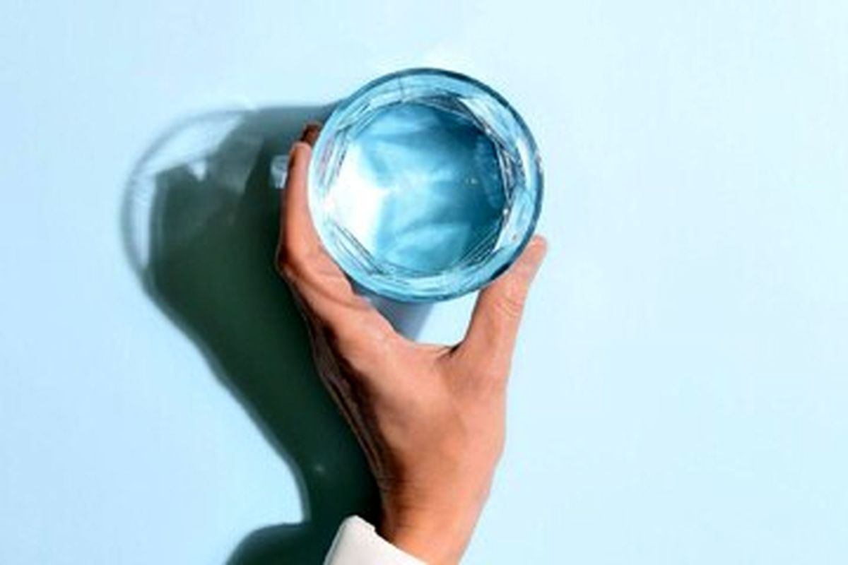 کم خوردن آب چه عوارضی برای سلامتی دارد؟