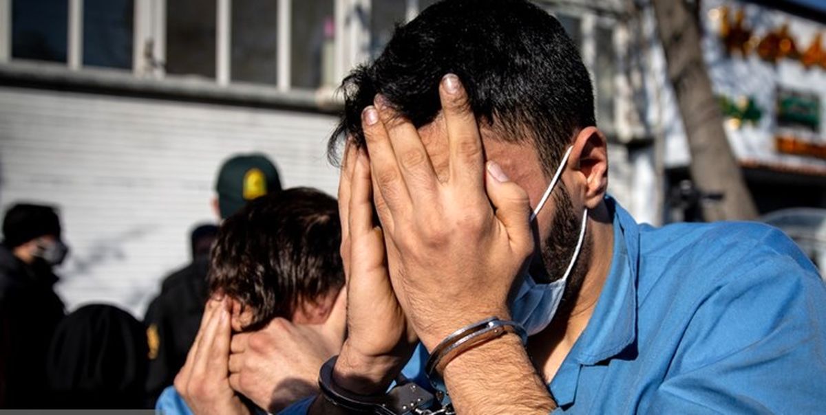 باج خواهی ۷ شرور اینترنتی از دختران جوان