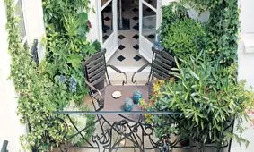 10 ایده برای چیدمان بالکن های کوچک در خانه