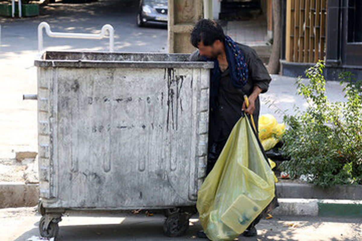 تقدیر کیهان از پرداخت حقوق 12 تا 15میلیونی به زباله گردها