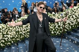 شاهرخ خان ۶۰ ساله شد/ یک نماد که هنوز هم پرطرفدار است